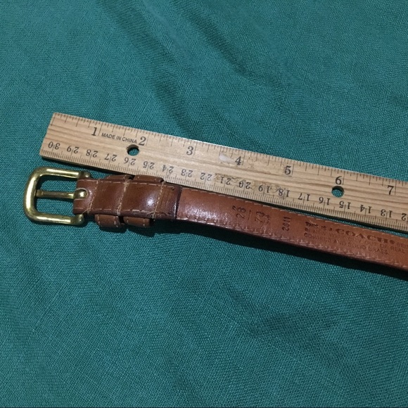 Coach Leather Belt. Made of cowhide and brass - Picture 11 of 16